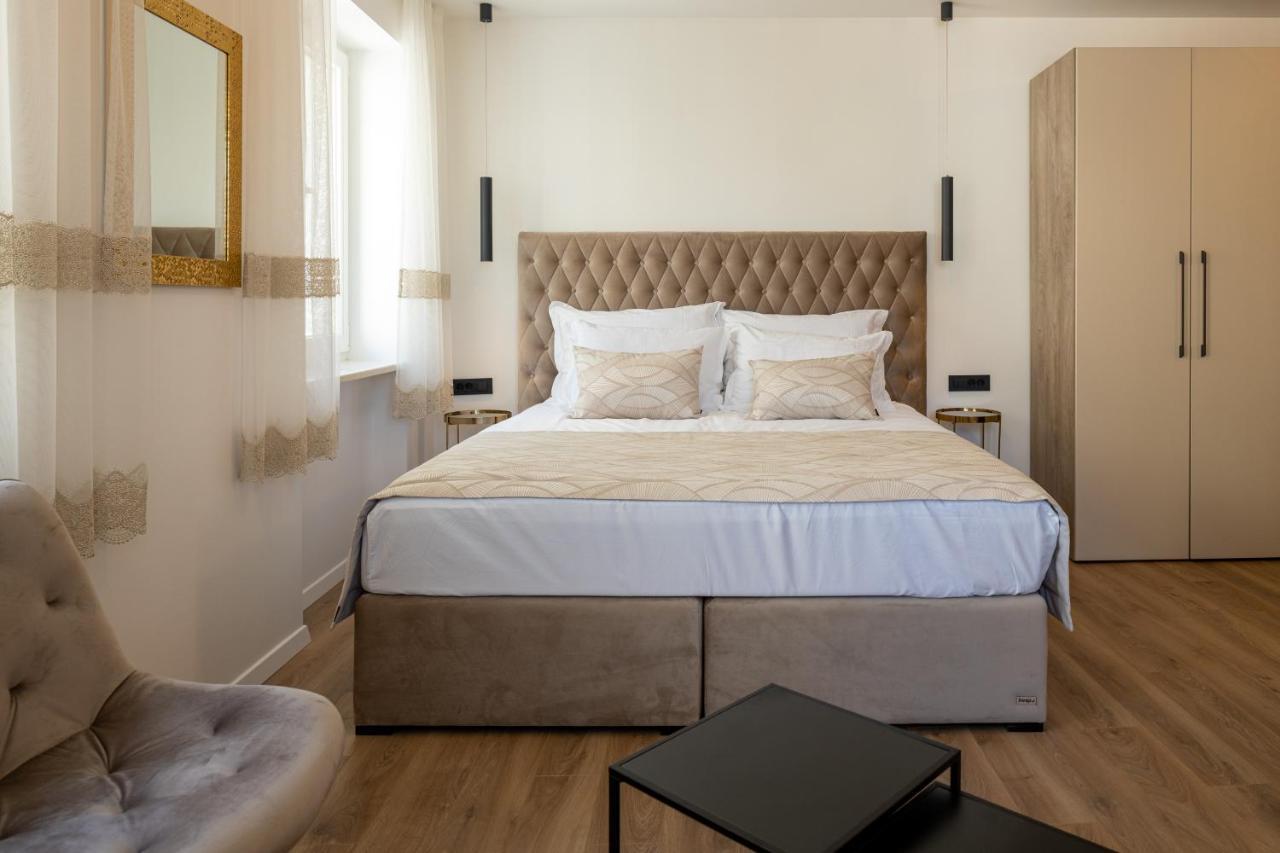 Piazza Square City Top Centre Apartments Split Luaran gambar